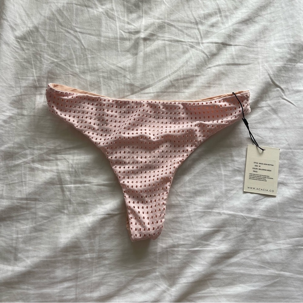 Acacia Brazil in Ballerina mesh